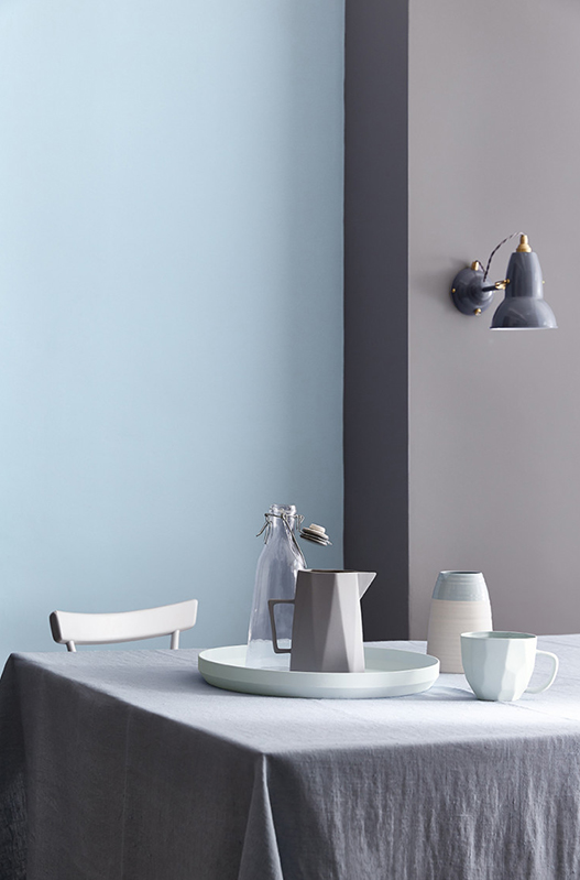 9_LG_Alcove_Pale Wedgwood_Chimney Breast Arquerite_Tray_Delicate Blue.jpg