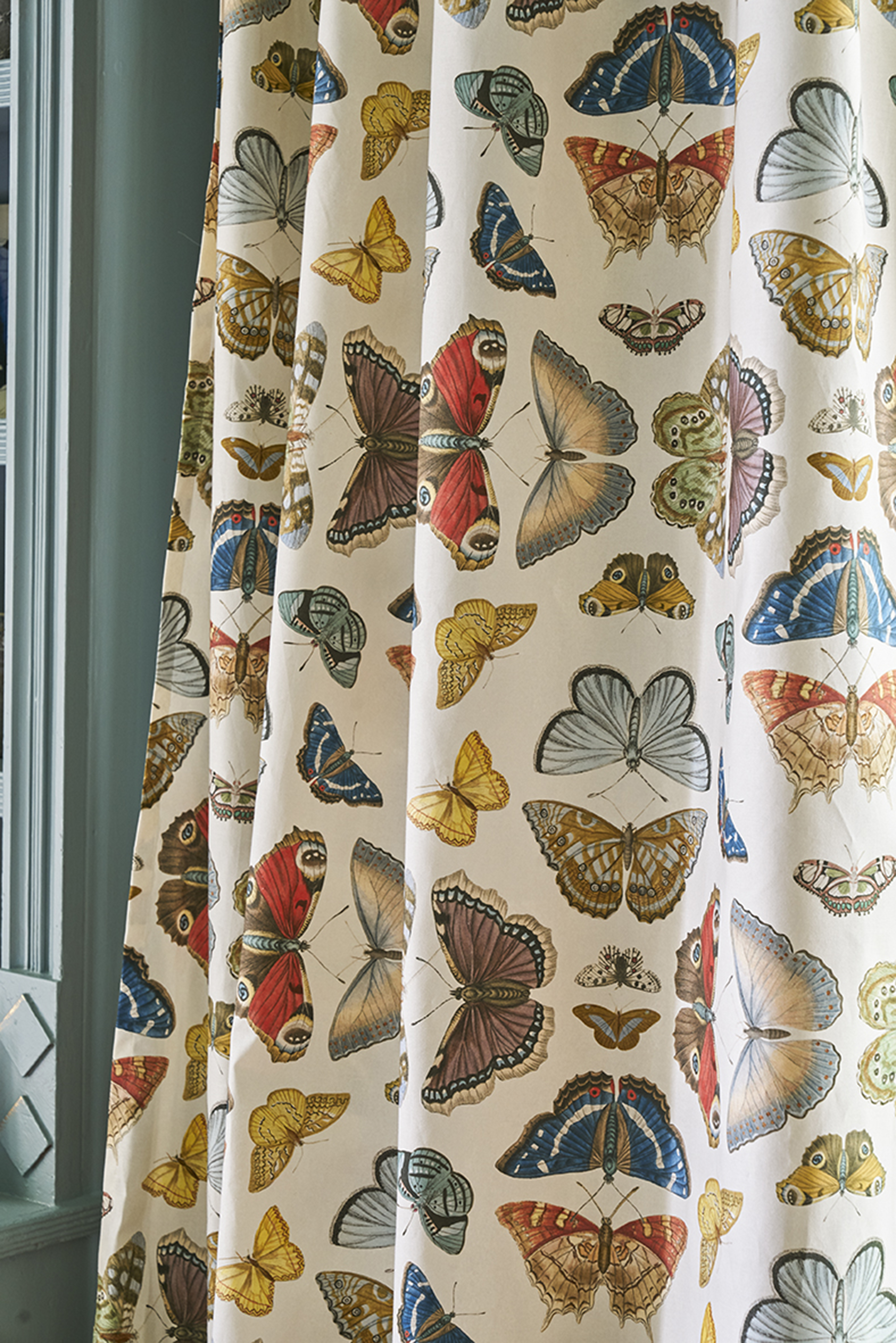 Ткань Mirrored Butterflies, коллекция Picture Book II, John Derian
