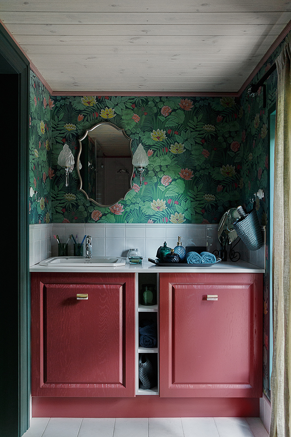 Фрагмент ванной комнаты. Фото: Юлия Горшкова