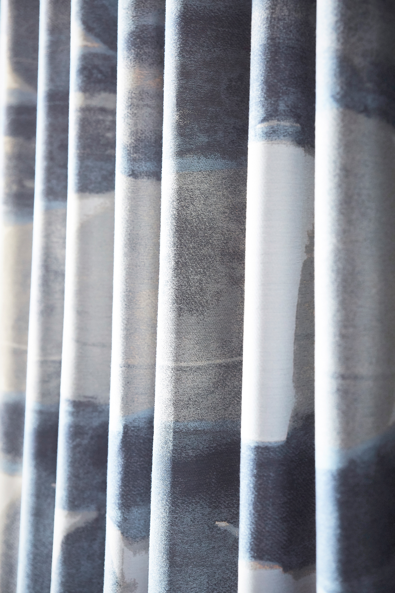 Гардина из смесовой ткани Delphis, коллекция Atelier, Harlequin
